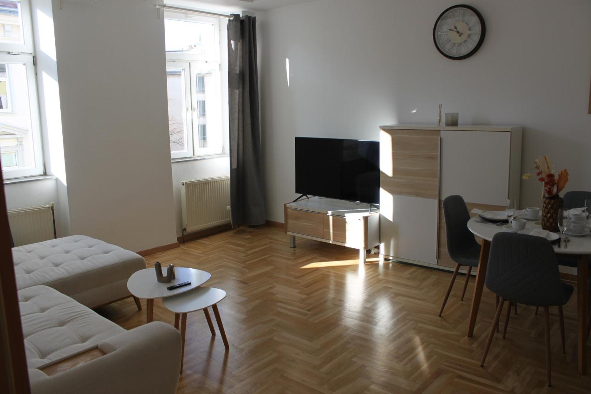 Schoene Eigentumswohnung Im 10 Bezirk Vienna Exterior photo